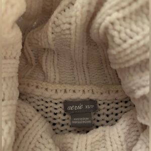 Aerie sweater